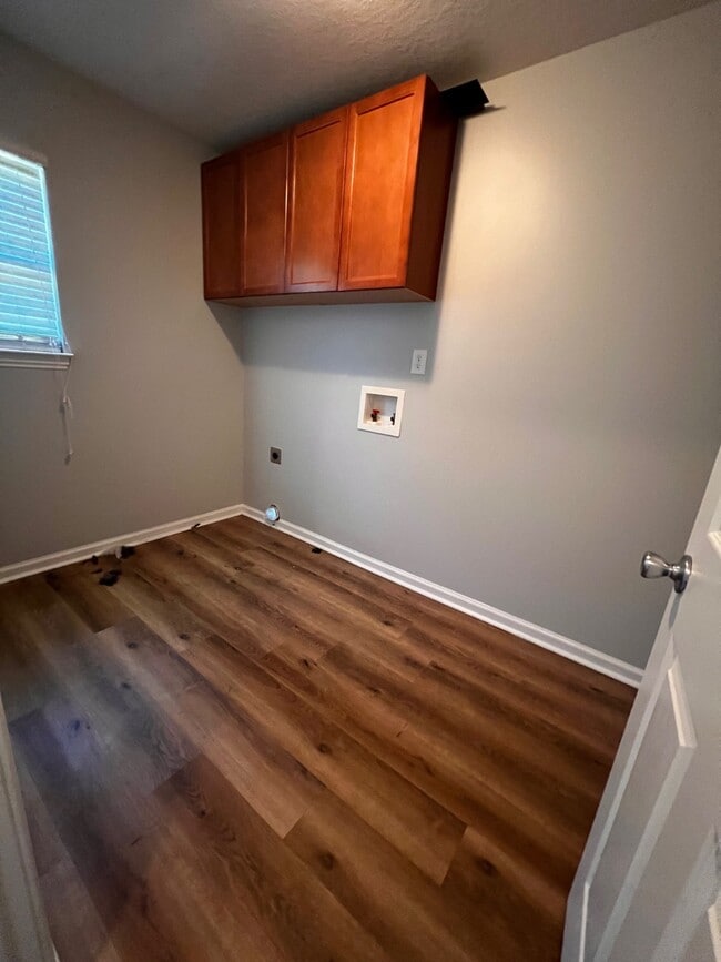 Building Photo - 92 Jackson Ave NE