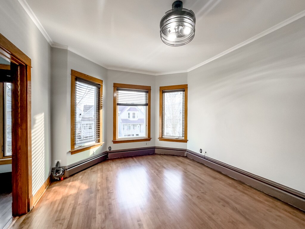 Building Photo - 3415 W McLean Ave