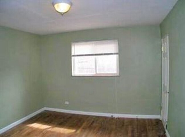 Building Photo - 14MIL3408