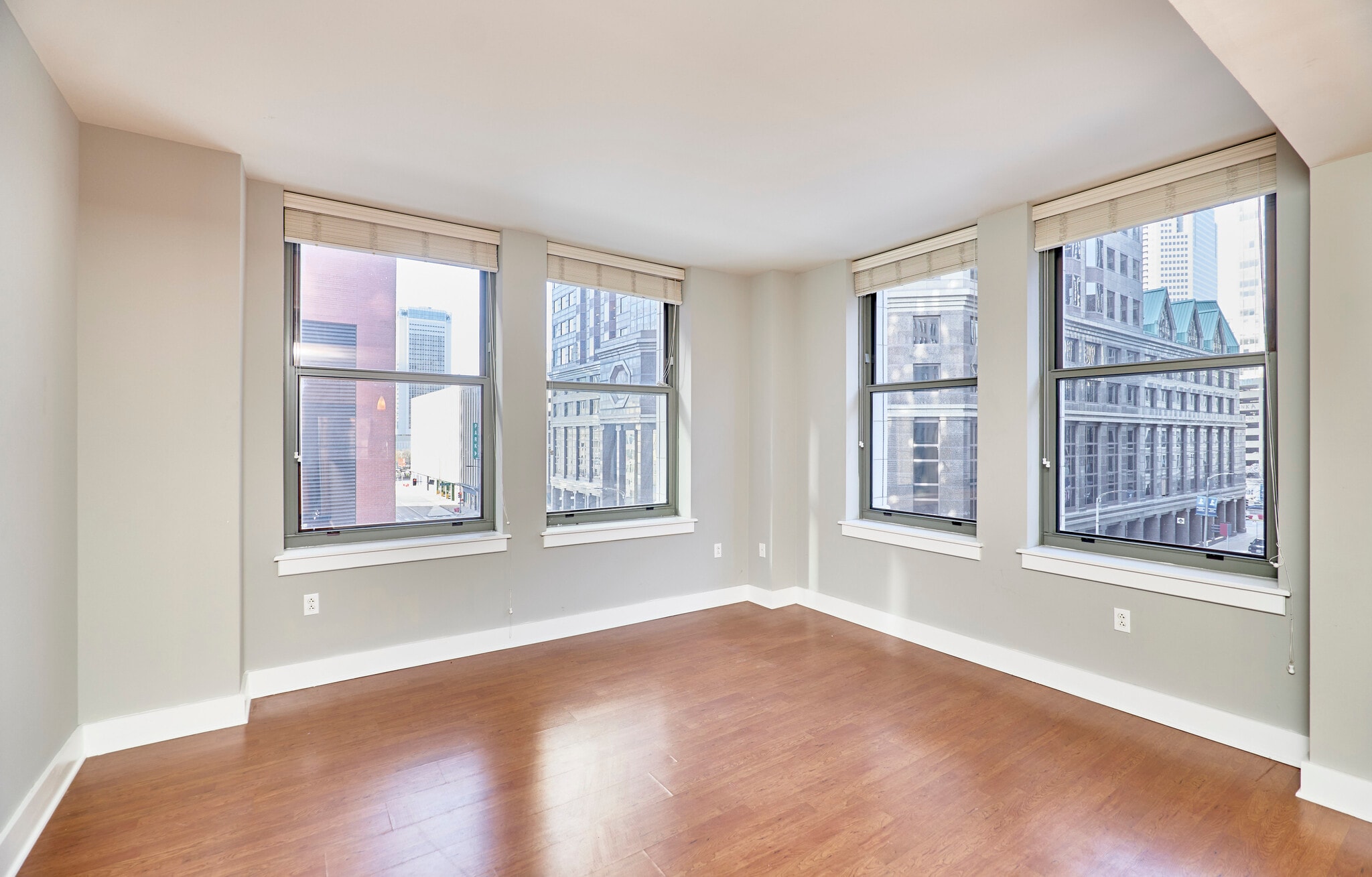 Living Room - 314 N Broadway