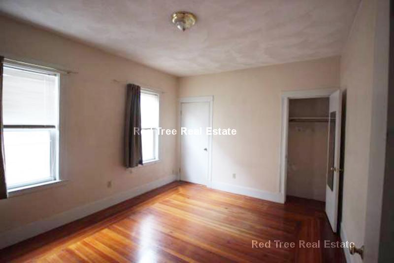 Building Photo - 296 Highland Ave
