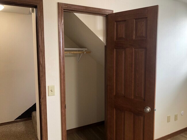 Building Photo - 3515 S West Ave