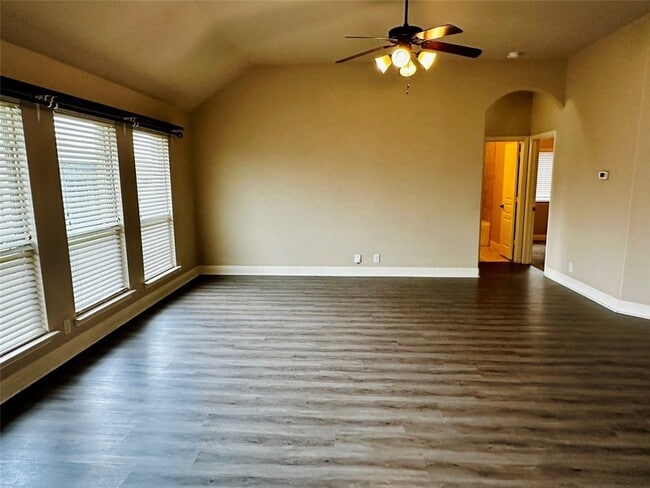 Building Photo - 3011 Winecup Ct