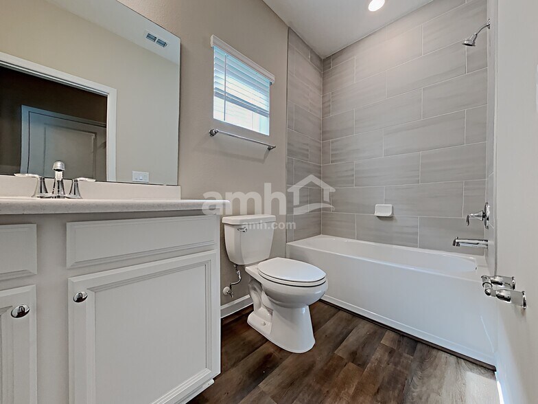 Building Photo - 81 Hemlock Point