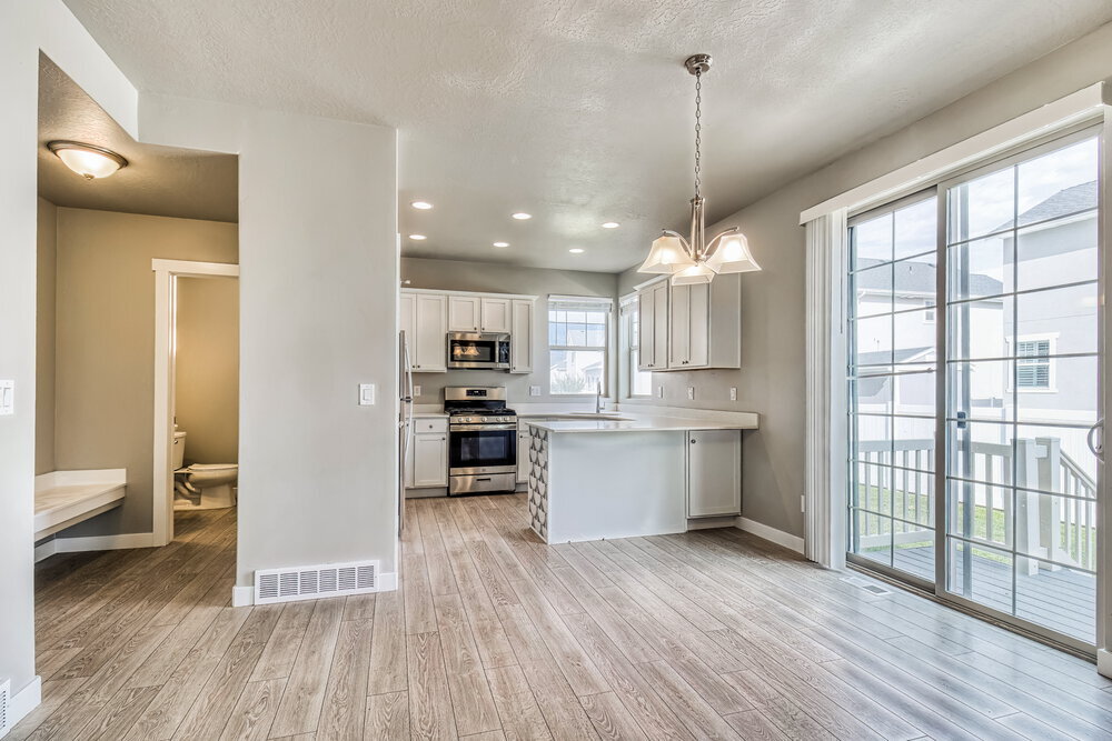 Building Photo - 1083 W Osprey Dr