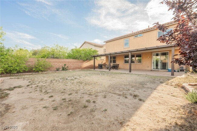 Building Photo - 6720 Song Sparrow Ct