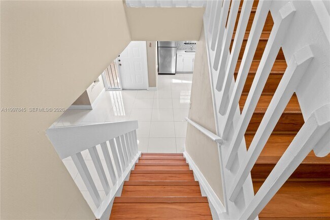Building Photo - 6211 SW 138th Ct