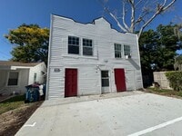 Building Photo - 434 E Tillman Ave