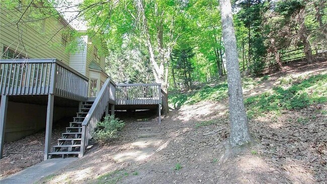 Building Photo - 5055 Mallory Ct