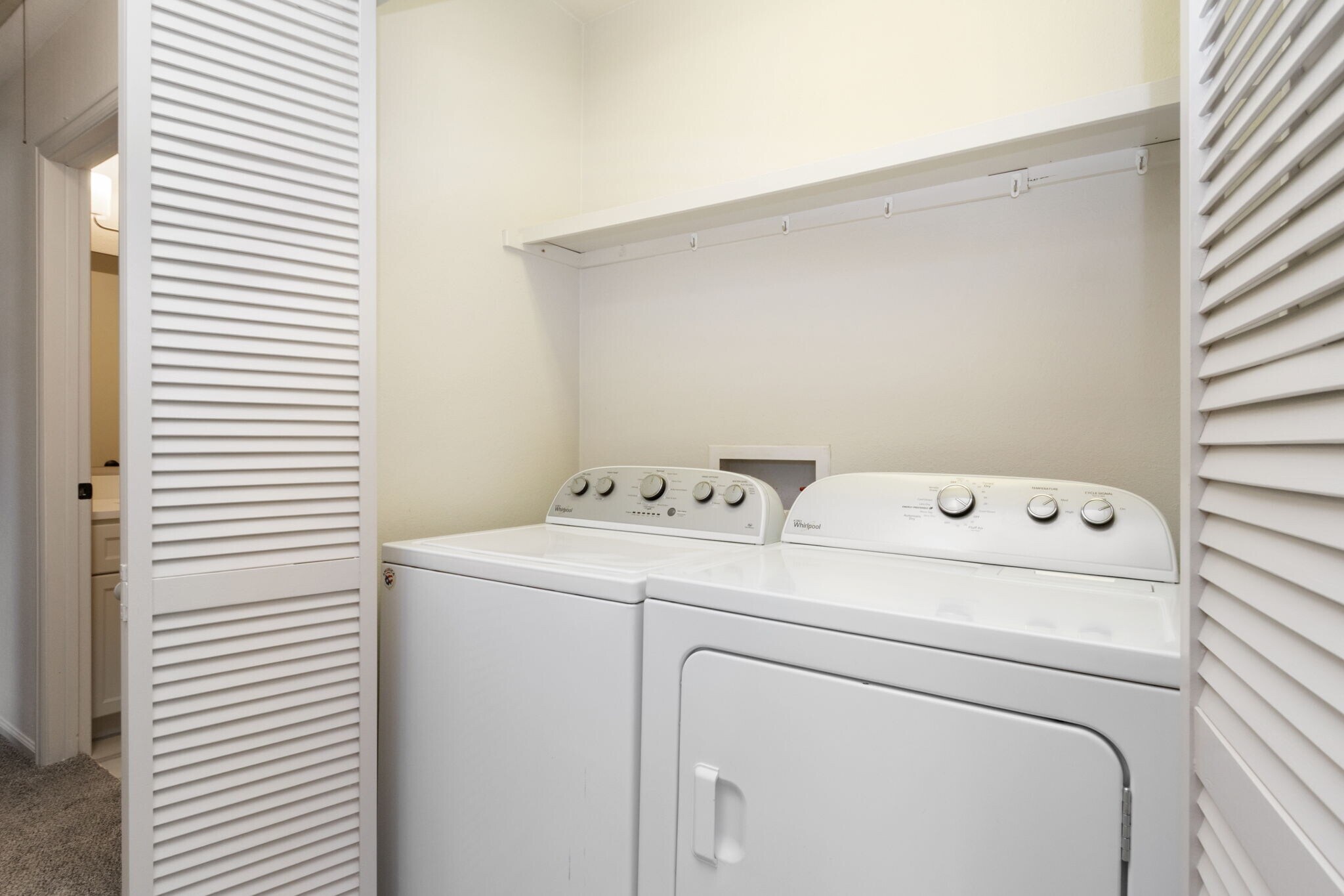 Washer/dryer included. - 1956 Promenade Way