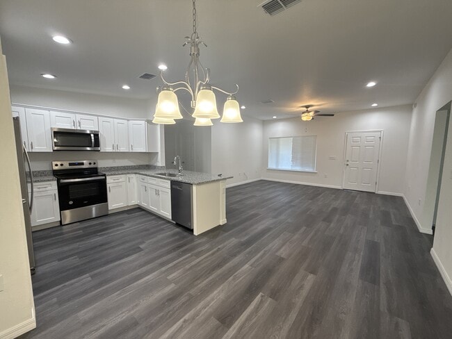 Building Photo - 2234 NW 65th Pl