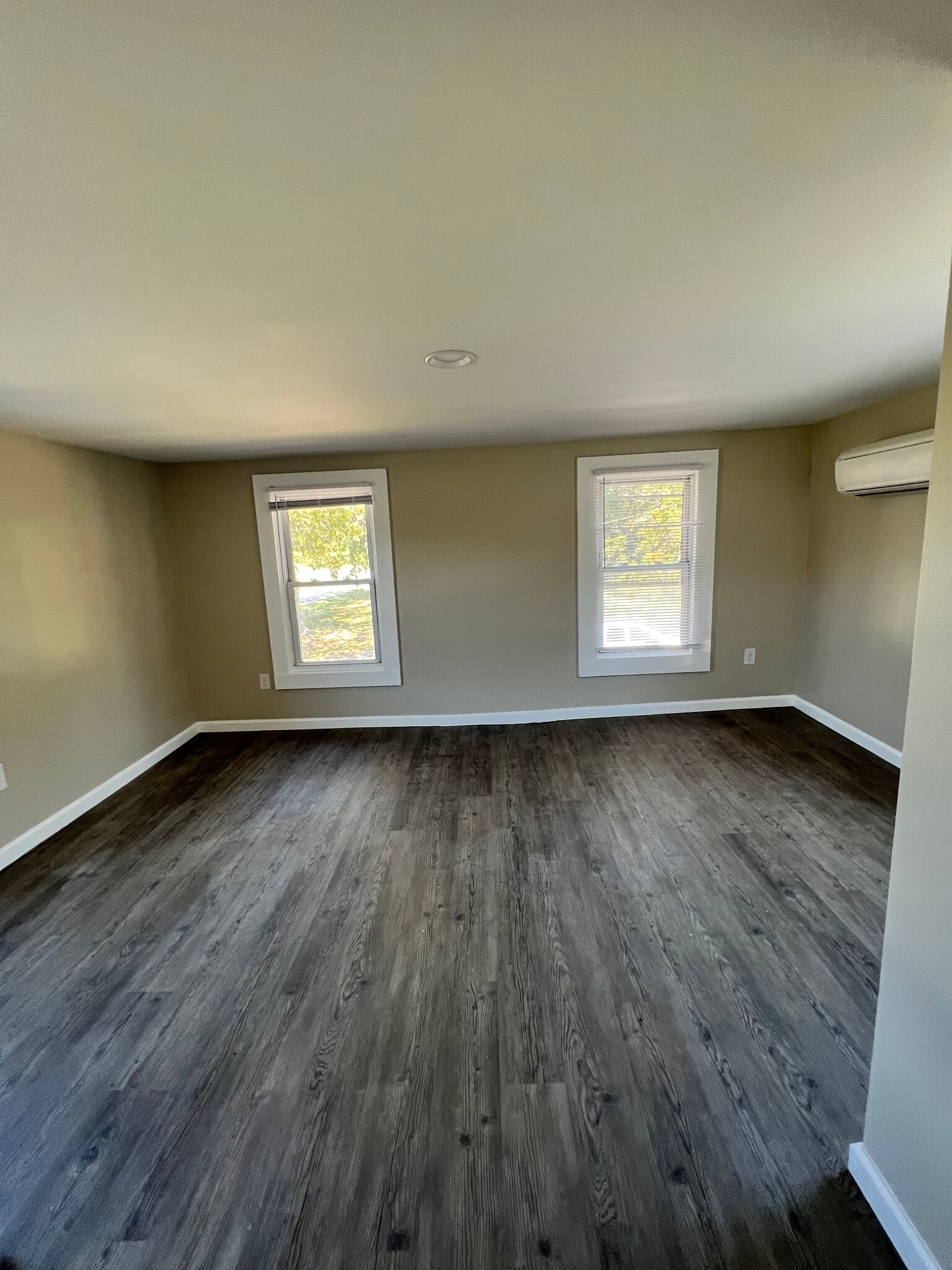 Front Right Bedroom - 61 Flat Swamp Rd
