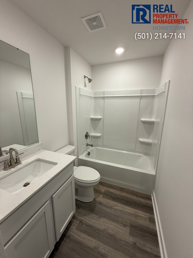 Building Photo - 4340 Sloan Dr