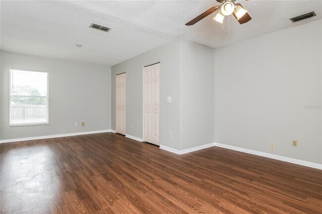 Building Photo - 4609 Wellesly Dr