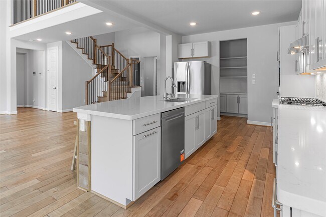 Building Photo - 11 Winter Thicket Pl