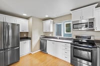 Building Photo - 8619 Delridge Way SW