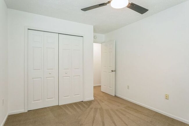 Building Photo - 6047 Red Wolf Pl