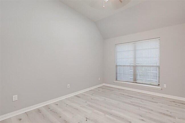 Building Photo - 18306 S Austin Shore Dr