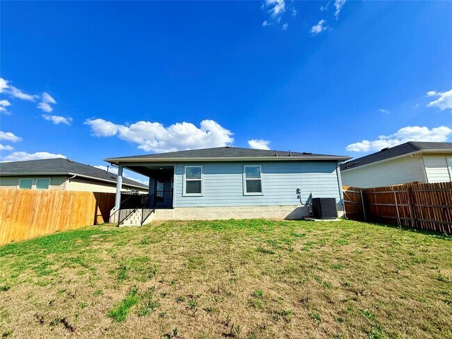 Building Photo - 598 Gladiola Lp