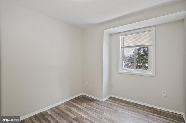 Building Photo - 9411 Merryrest Rd