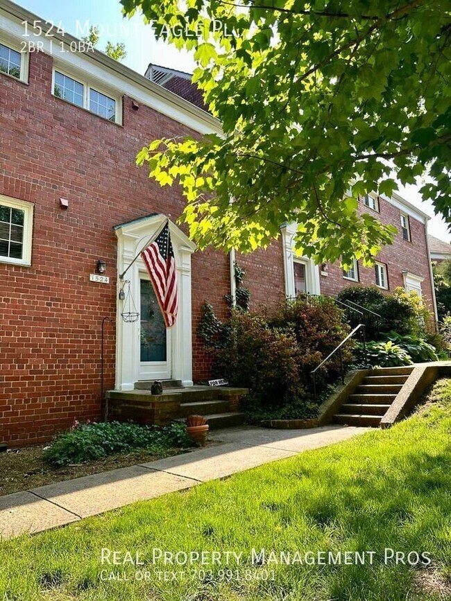 Building Photo - 1524 Mt Eagle Pl