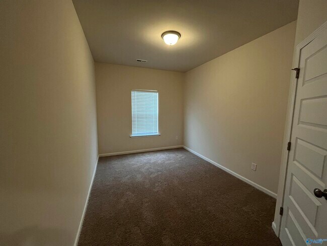 Building Photo - 111 Emma Grace Ln