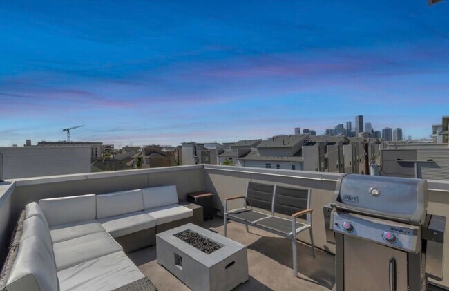 Building Photo - 360 Eado Park Cir