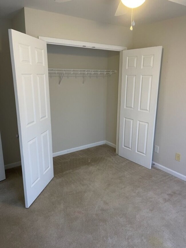 Building Photo - Cobblestone Trace- Oxford's Premier 55+ Community