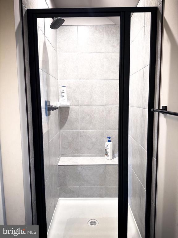 Building Photo - 24604 Cervelo Ter