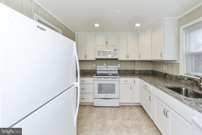 Building Photo - 130 S 29th St