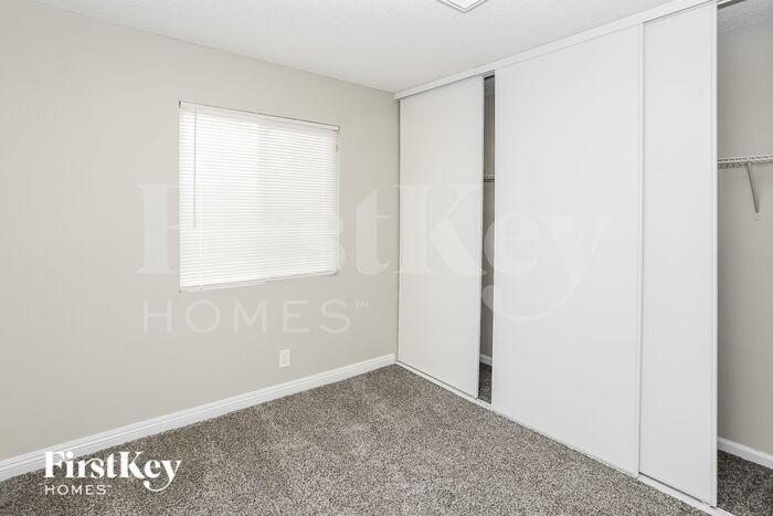 Building Photo - 6309 Molino St