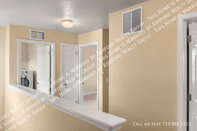 Building Photo - 3866 Papuan Dr