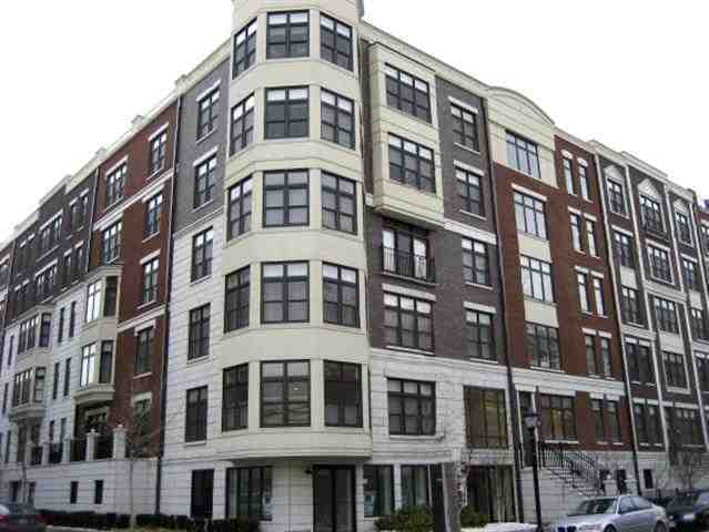 Building Photo - 1200 Grand St