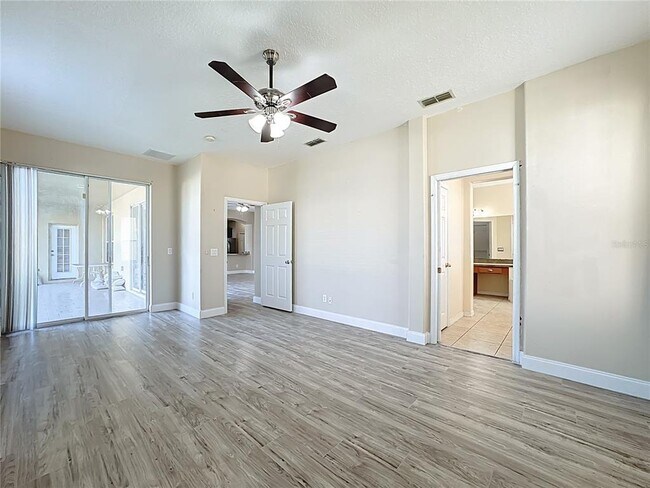 Building Photo - 9551 Bennington Chase Dr