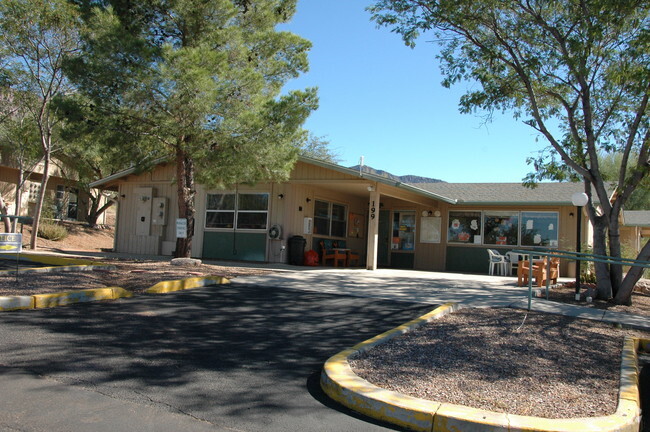 Building Photo - Superior Arboretum Apartments