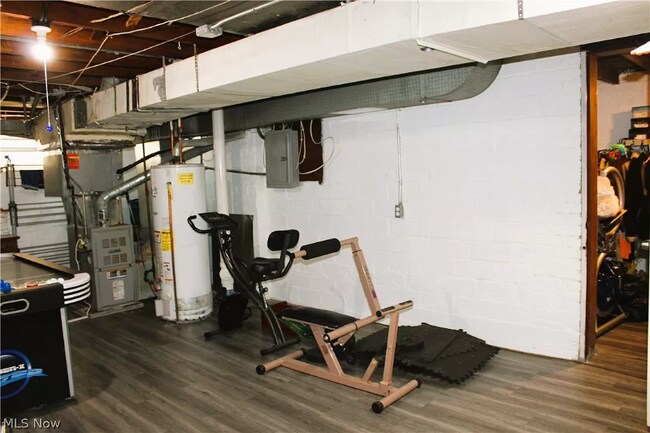 Building Photo - 1222 Castleton Rd