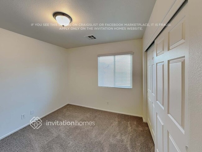 Building Photo - 9274 Hollander Ave