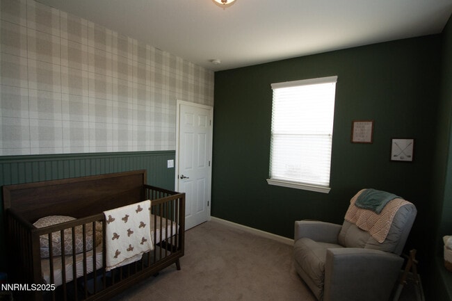 Building Photo - 1056 Crown View Dr