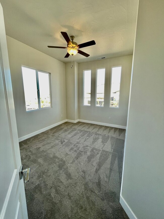 Building Photo - Four-Bedroom Home Near Shooting Star Park in Washington Fields
