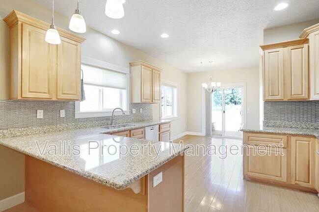 Building Photo - 5164 Andresen St SE