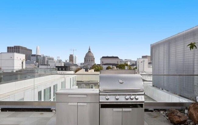 Building Photo - 555 Fulton St