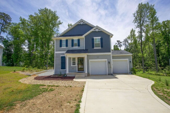 Building Photo - "Charming 3-Bed Oasis with 2.5 Baths on Century Lane, Cameron – Spacious 1744 sq. ft. Retreat!"