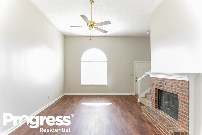 Building Photo - 1024 Jessa Cove