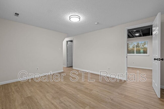 Building Photo - 2344 White Ash Ct