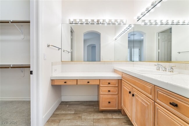 Building Photo - 904 Pont Chartrain Dr