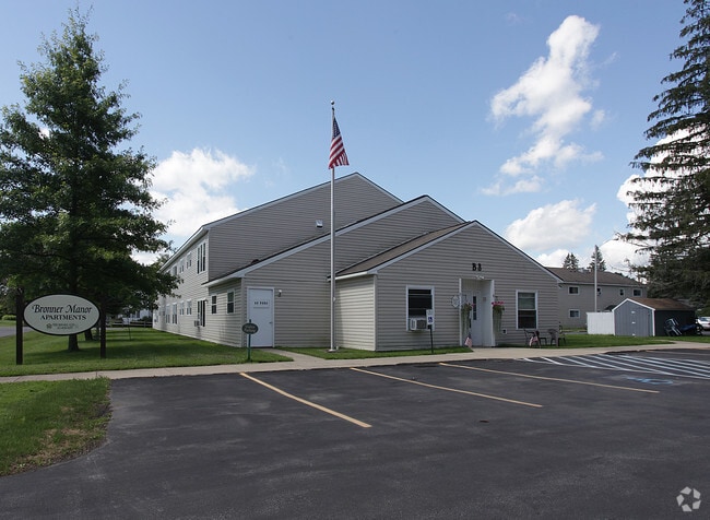 Primary Photo - Bronner Manor Apartments