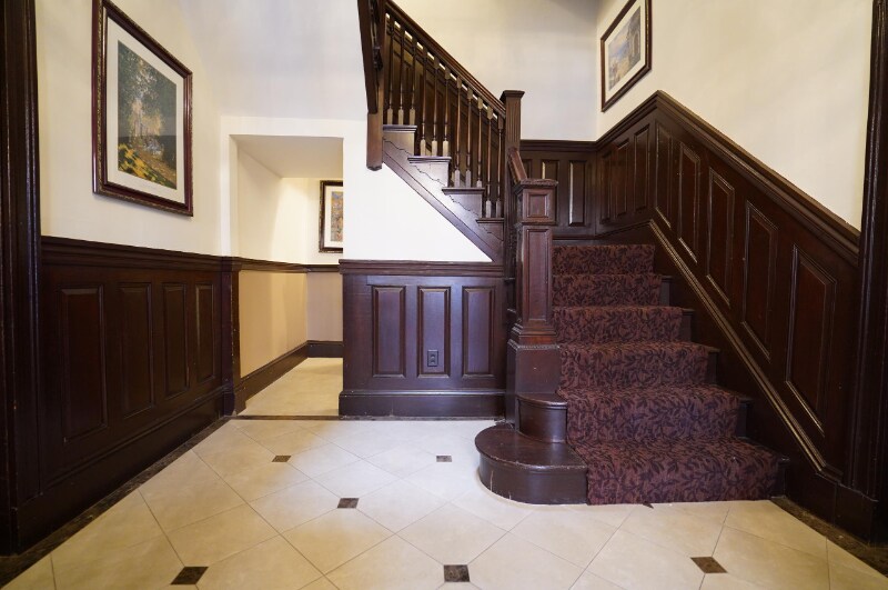 Building Photo - 58 Gardner St