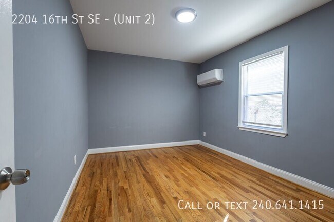 Building Photo - 2204 16th St SE