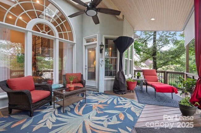 Building Photo - 16308 Autumn Creek Ct