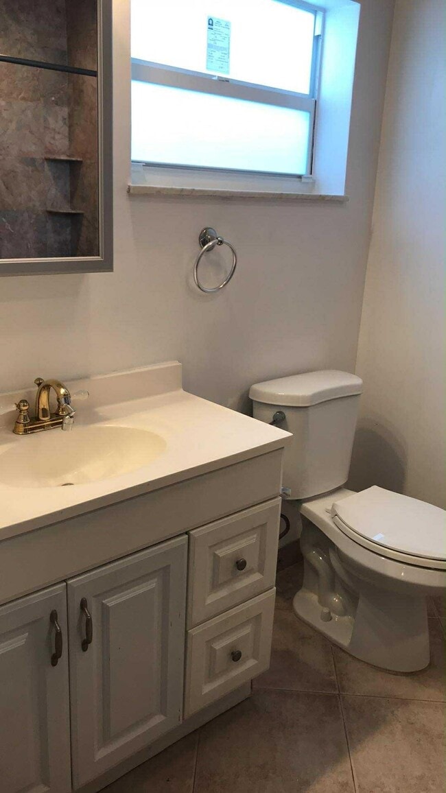 Building Photo - 141 Ipswich St